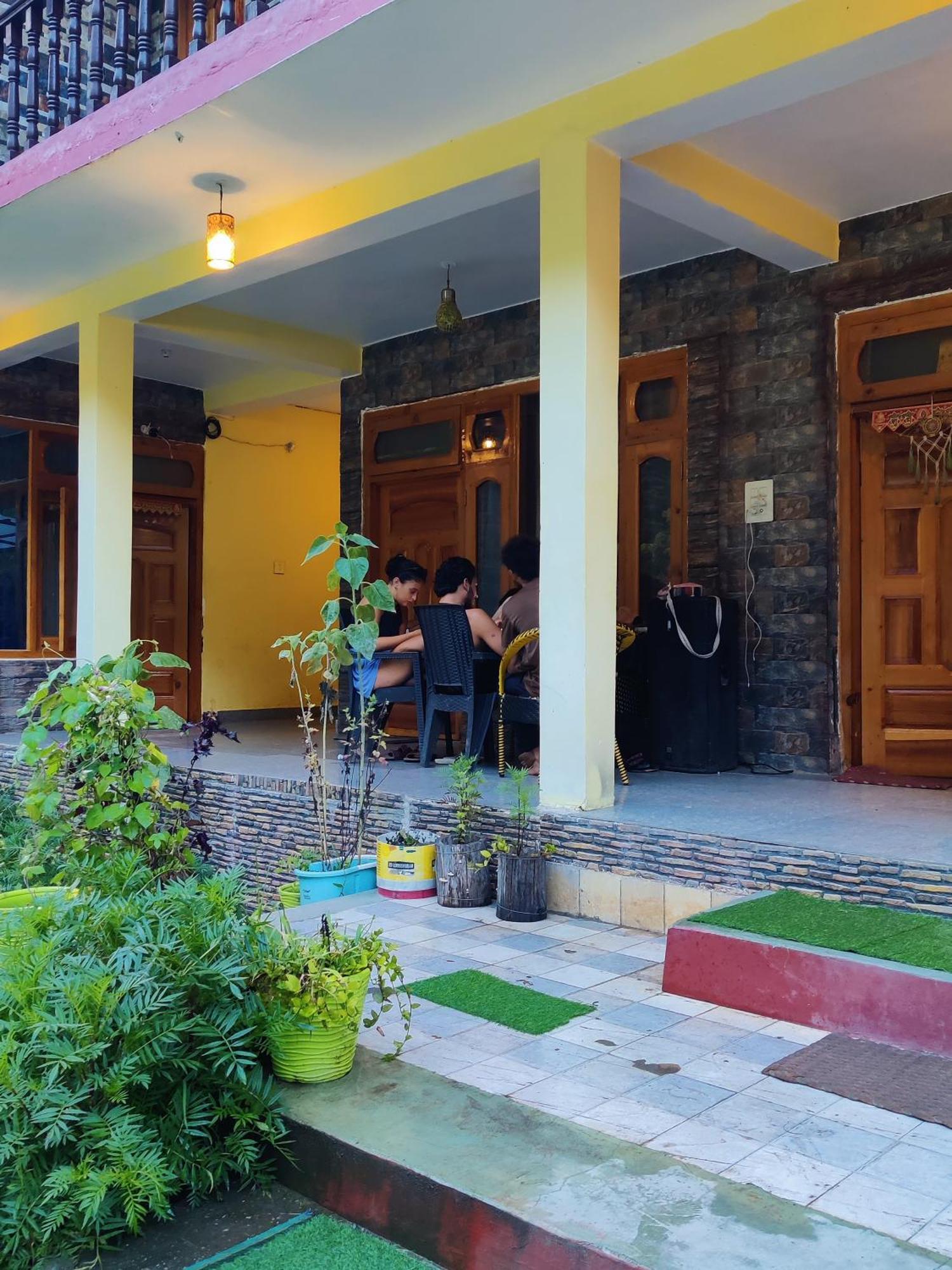 Hotel Flipsyde Retreat Kasol Exterior foto