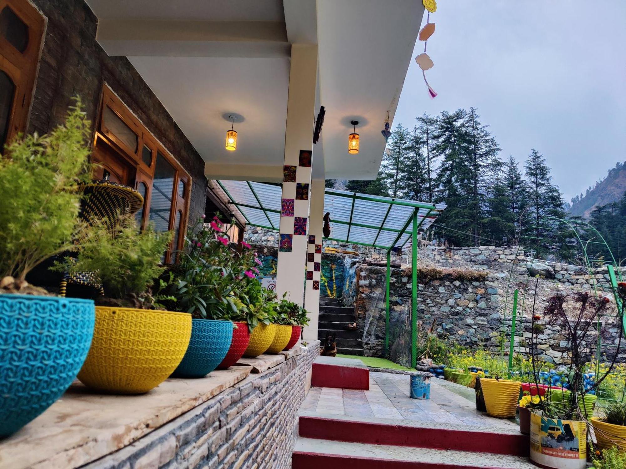 Hotel Flipsyde Retreat Kasol Exterior foto