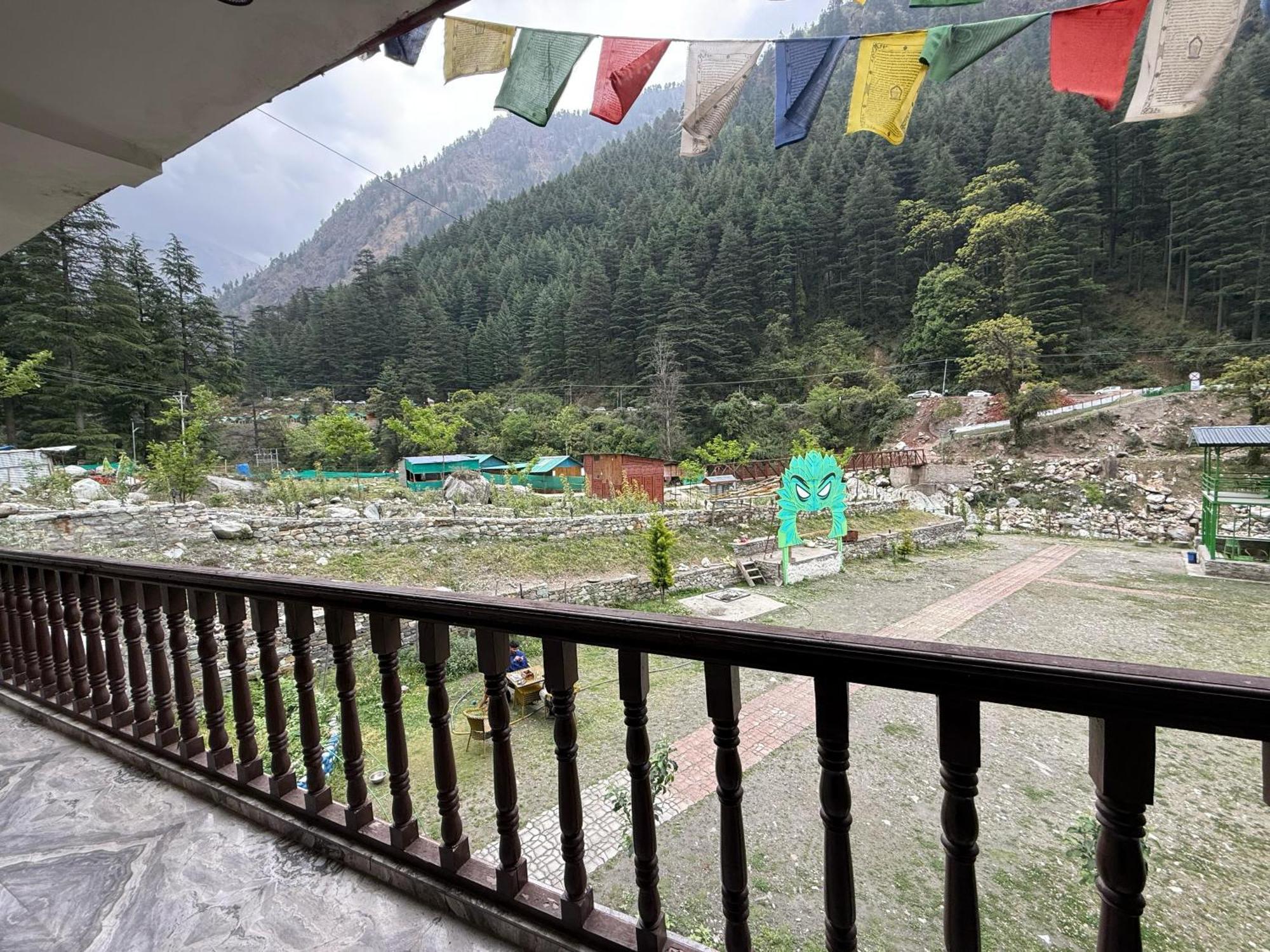 Hotel Flipsyde Retreat Kasol Exterior foto